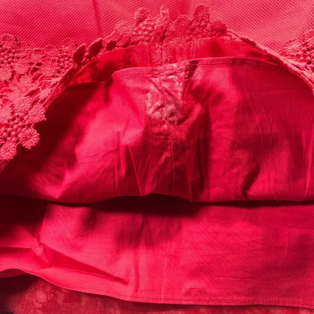 J Crew Solid Hot‎ Pink Crochet Daisy Lace Mini Straight Barbiecore